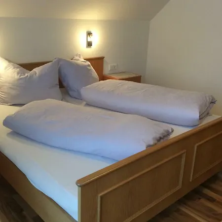 Gaestehaus Wastian Bed & Breakfast *